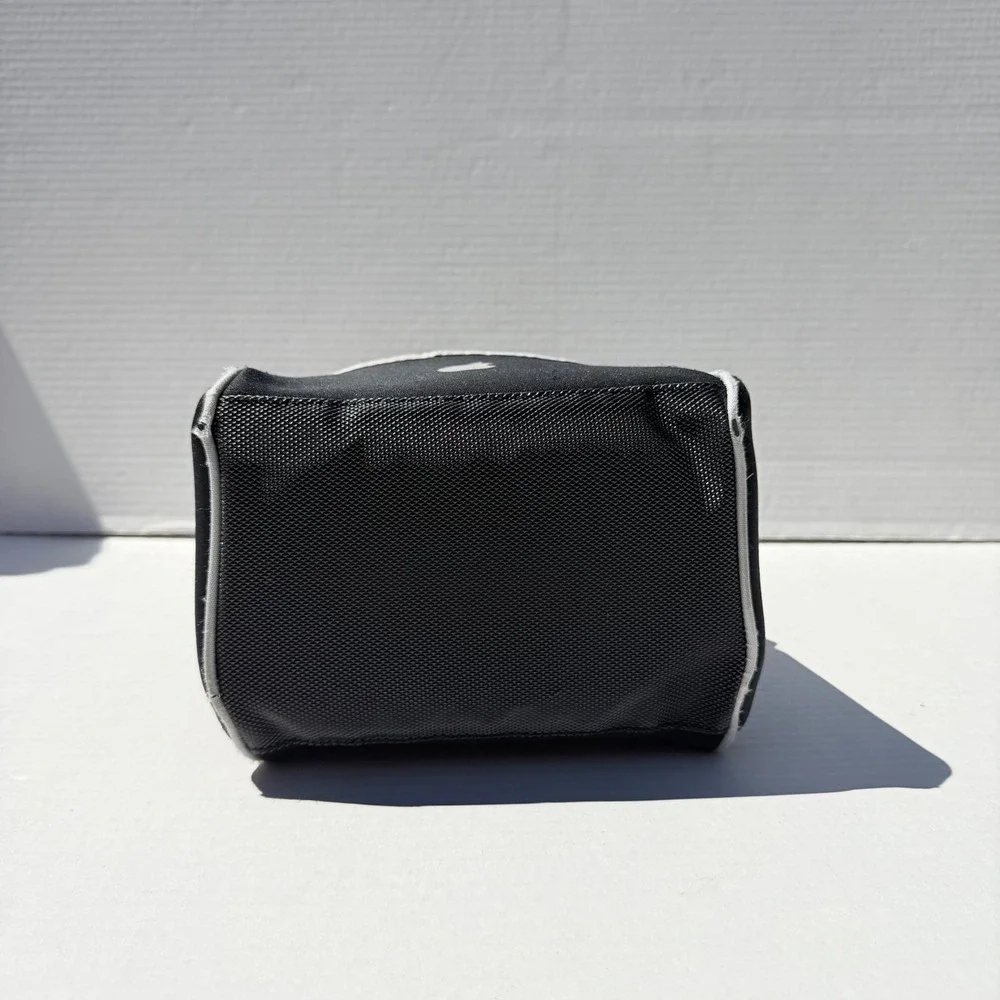 Apple Logo Employee Merch Insulated Lunch Bag Black Soft Cooler Zip Case handle